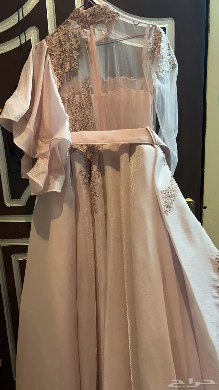 فساتين 1