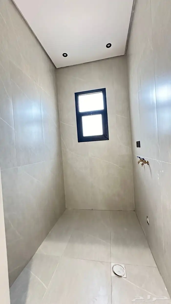 للبيع شقق دبلكس الحي العاشر خلف آلسعودي الألماني 24
