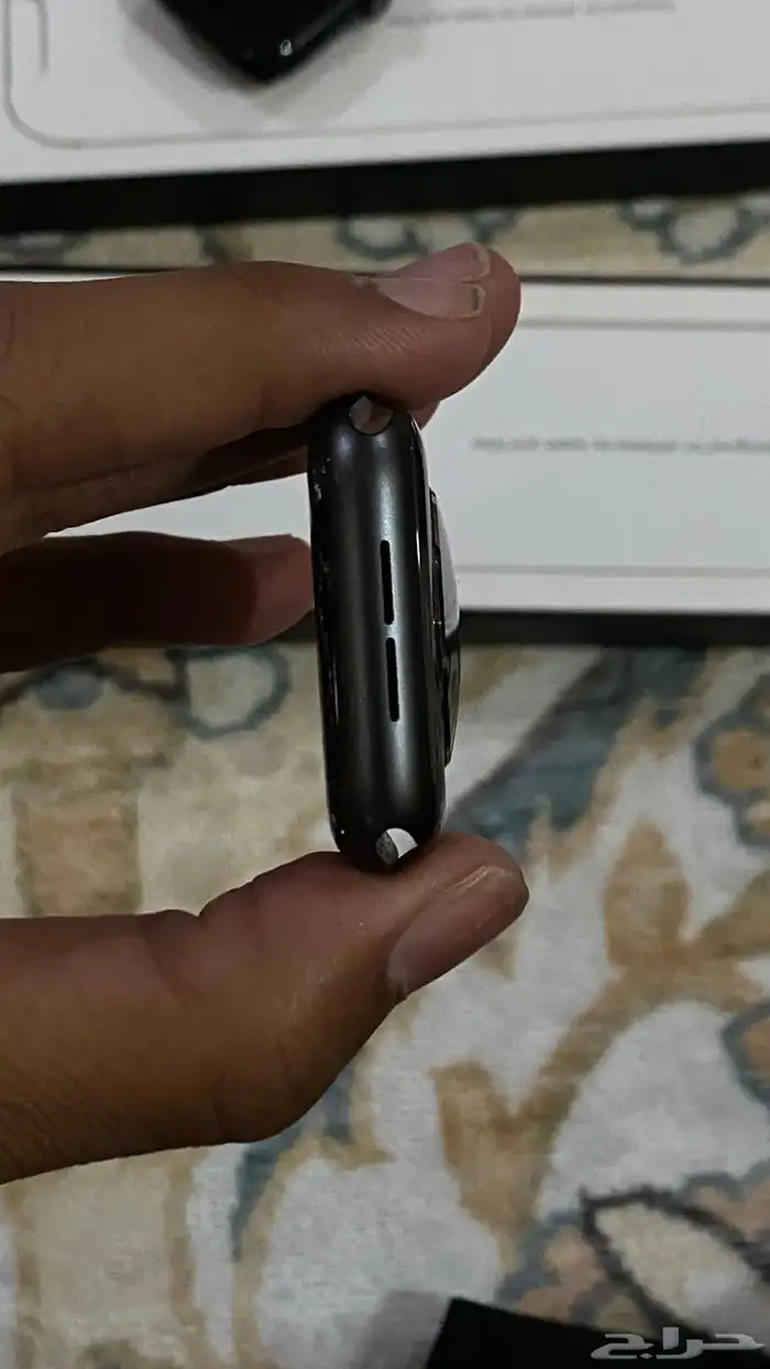 ساعات ابل 9
