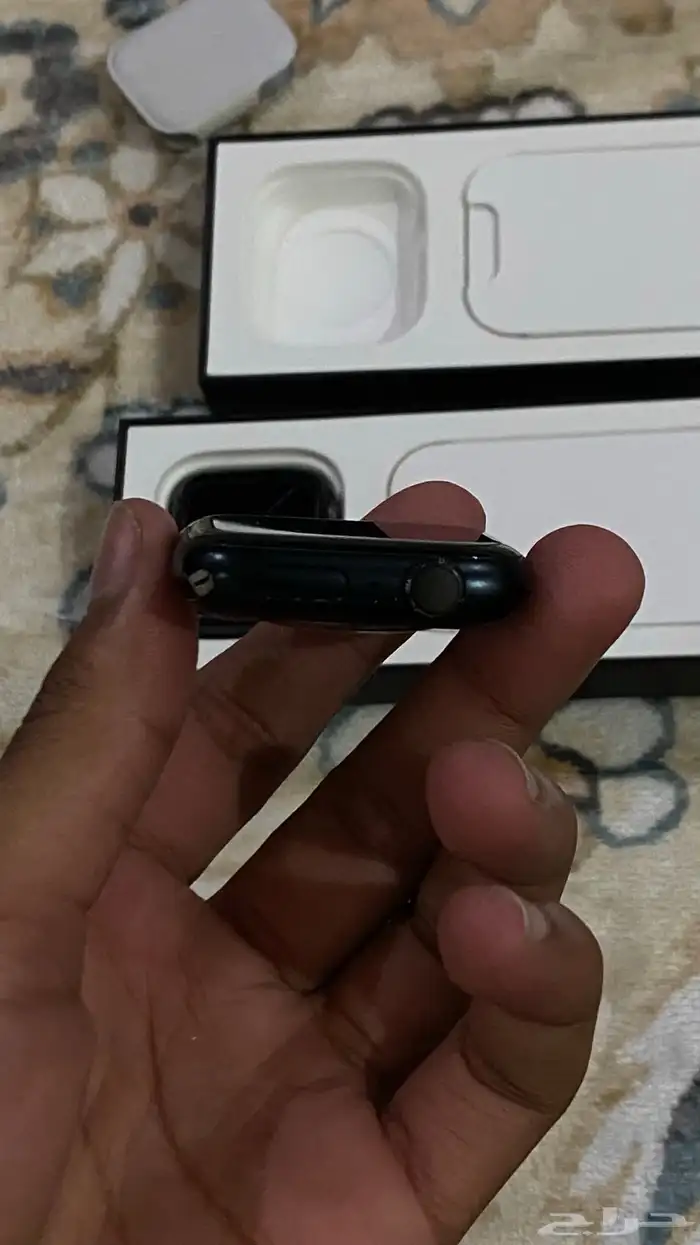 ساعات ابل 4
