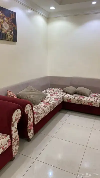 كنب للبيع شبه جديد 1