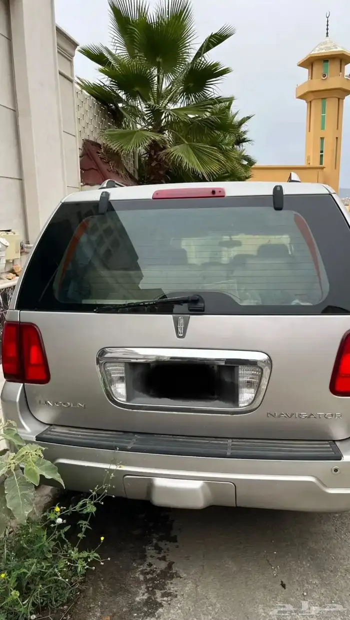 لينكون نافيجتور 2005 سعودي فل كامل 1