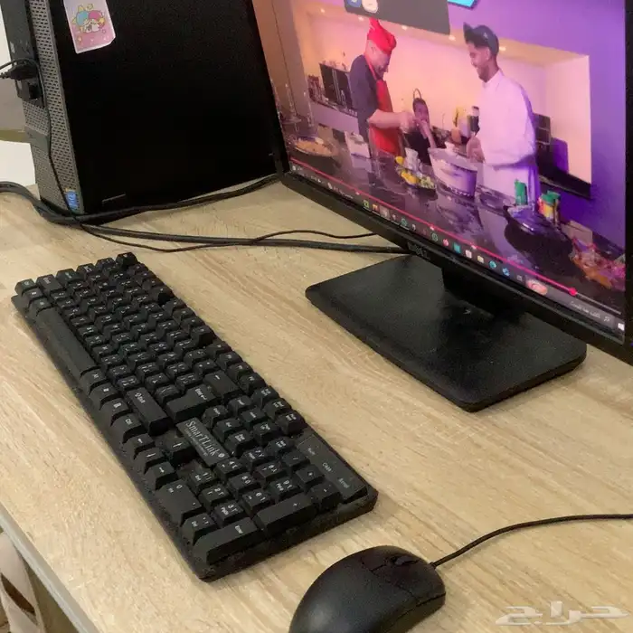 pc مع كيبورد وشاشه وماوس 0