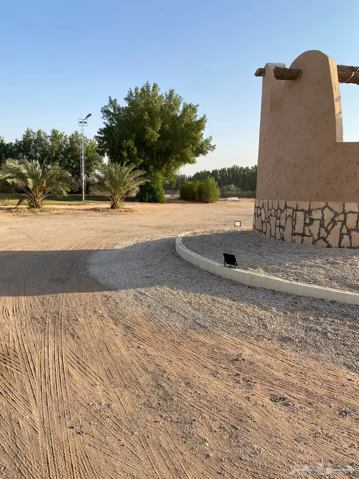 مزرعة للبيع المزاحميه ( جو ) مقسمه على 3 صكوك بمساحة 49 ألف 4