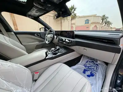 كيا K8 2023 هايبرد 22