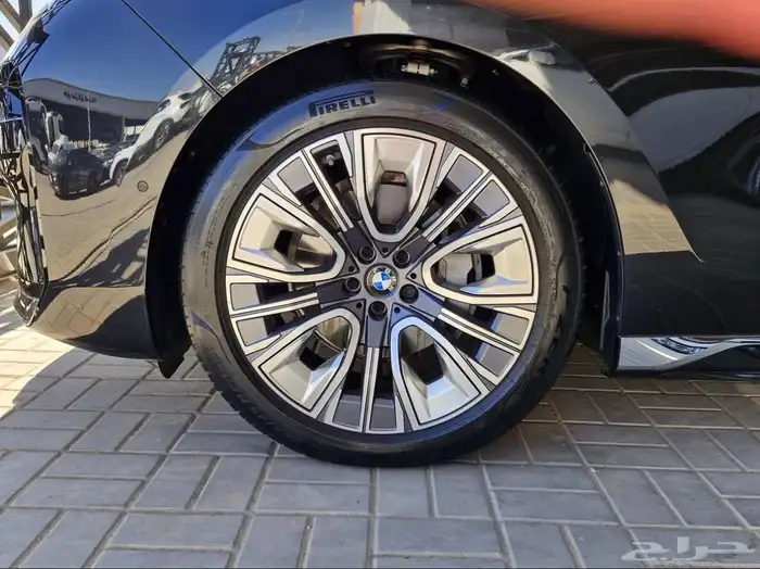 جنوط bmw الفئة السابعة 2024 اصلي وكاله مقاس 20 12