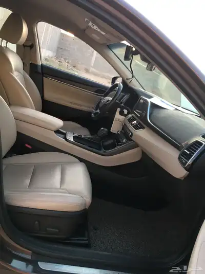 ازيرا 2019 بنزين 4 سلندر 21