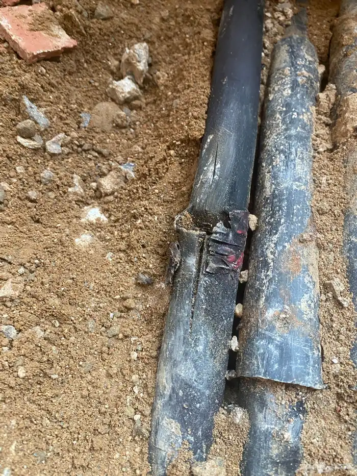 كيبلات خربانه تحت الأرض فحص وكشف وإصلاح الكيبلات الخربانة 1