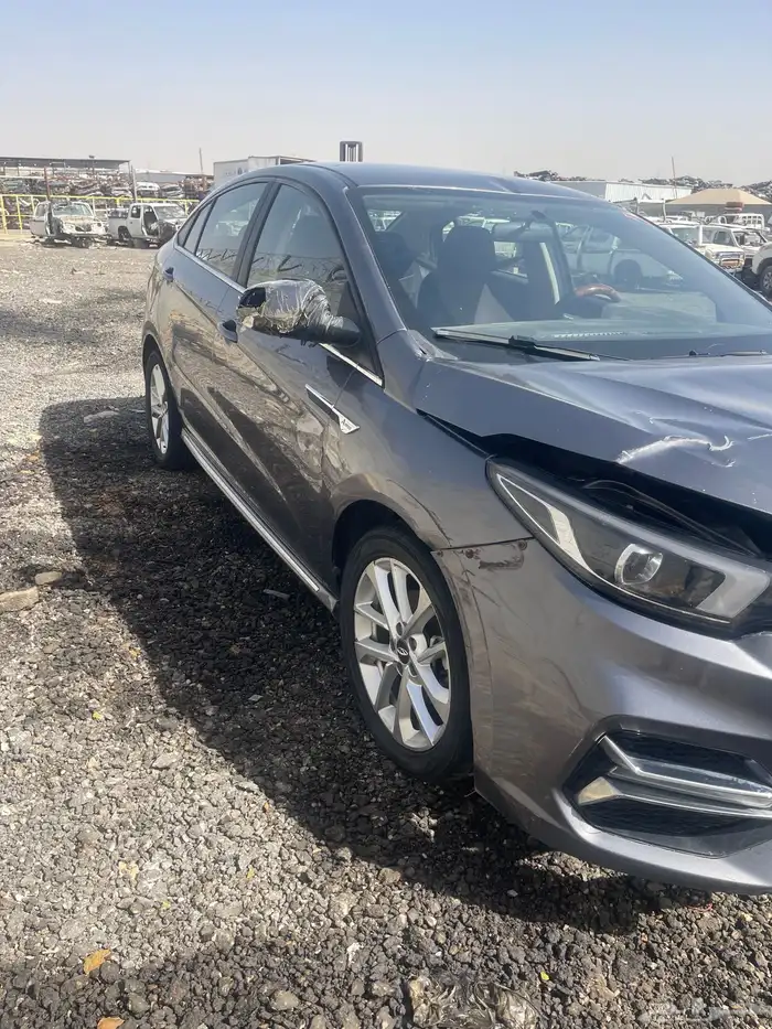 شيري اريزو 6 برو 2023 تشليح قطع غيار 2