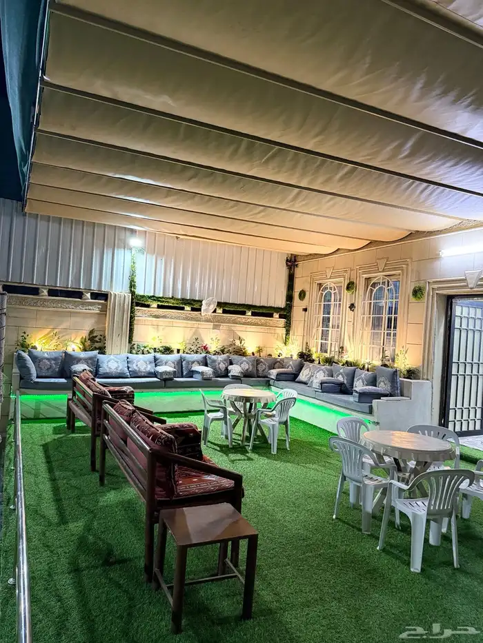 استراحة قسم بمسبحين كبار وصغار وألعاب مائيه وملعب صابوني 26