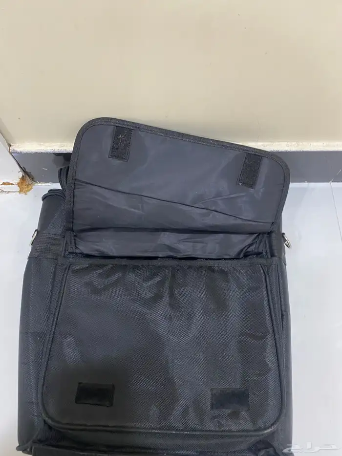 للبيع شنطه سوني 4 3