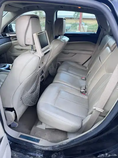 كاديلاك srx2010 6