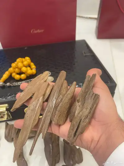 عود طيب بخور مروكي اصقون تربل سوبر قديم نكهه فاخرة 0