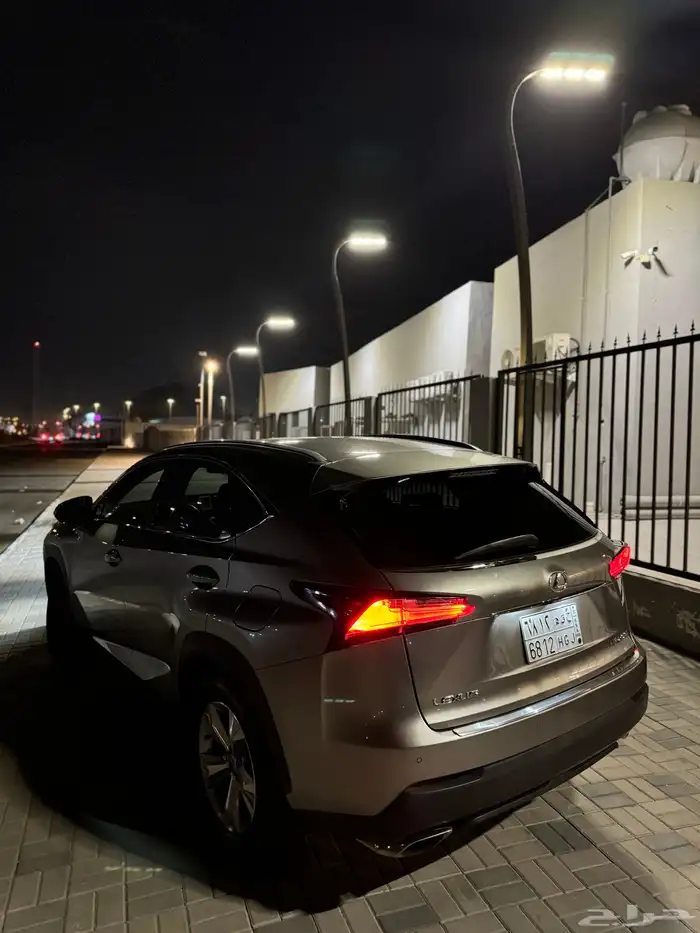 LEXUS NX -T200 3
