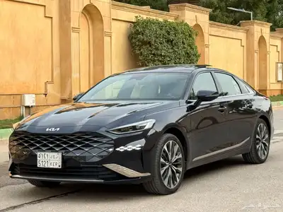كيا K8 2023 هايبرد 12