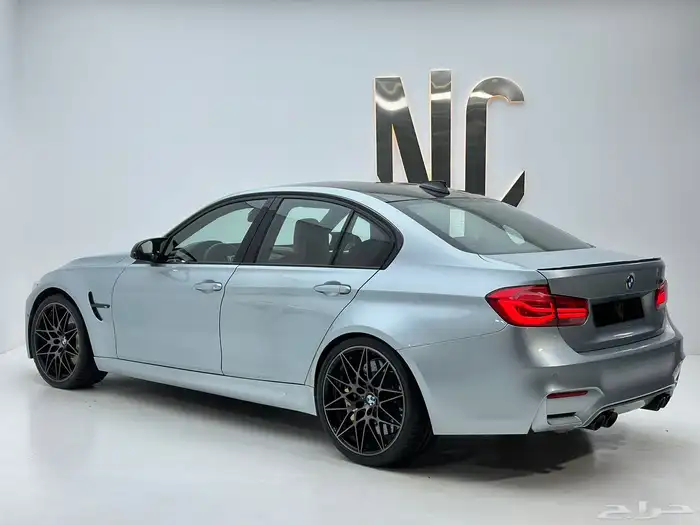 BMW M3 2018 8