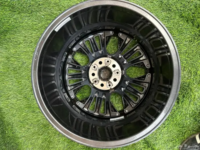 جنوط bmw الفئة السابعة 2024 اصلي وكاله مقاس 20 6