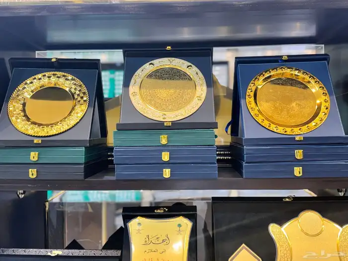 دروع تخرج ضباط وهدايا زواج 13