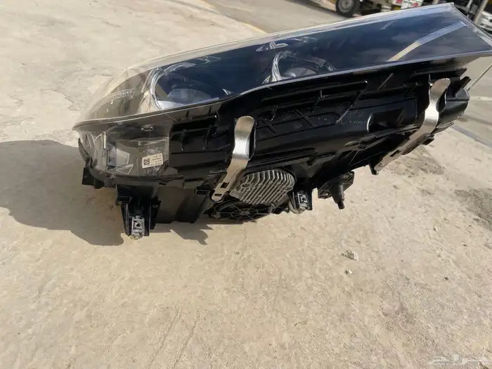 شمعه يمين بي ام دبليو bmw 730 2017 6