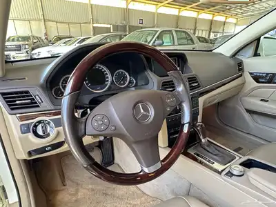 مرسيدس كوبيه كشف E350 م 2011 بحالة الوكالة 30