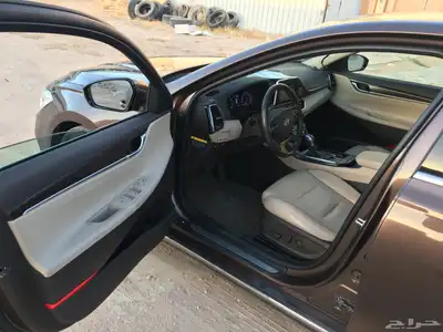 ازيرا 2019 بنزين 4 سلندر 15