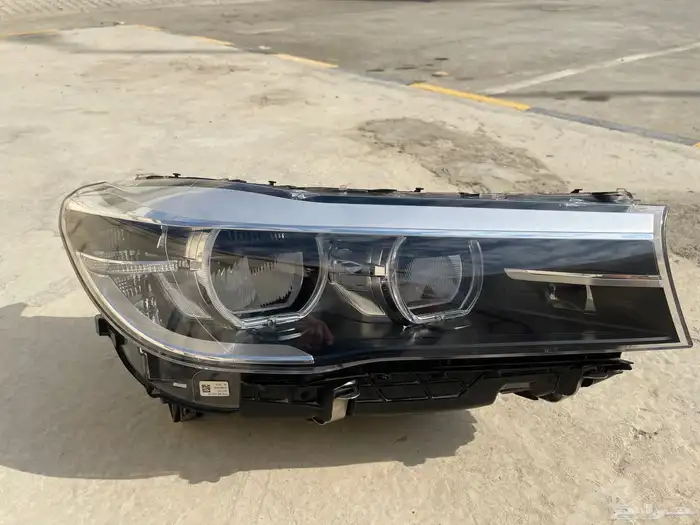 شمعه يمين بي ام دبليو bmw 730 2017 0