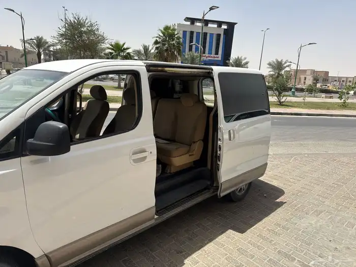 هونداي H-1 4