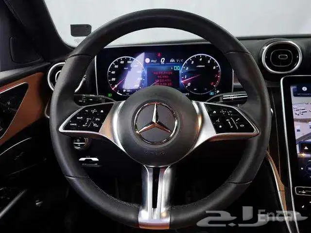مرسيدس C300 افانتغارد 2024 تم تم البيع 8