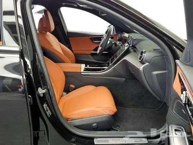 مرسيدس C300 افانتغارد 2024 تم تم البيع 7