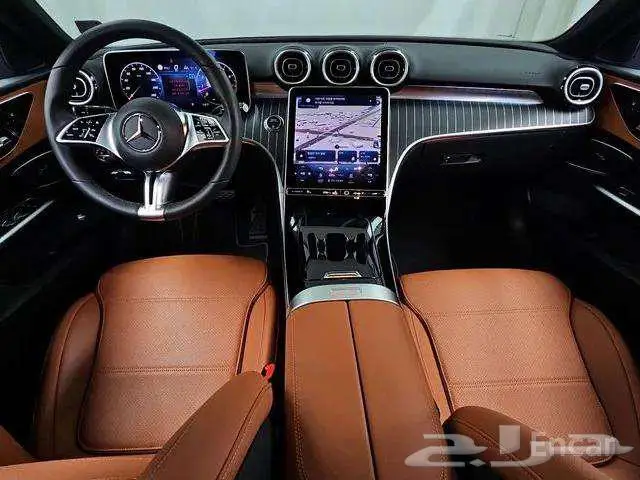 مرسيدس C300 افانتغارد 2024 تم تم البيع 9
