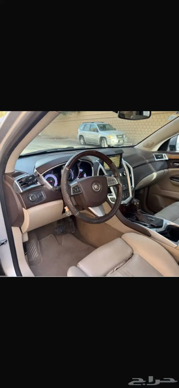 كاديلاك srx موديل 2102 ممشى 320 الف 6