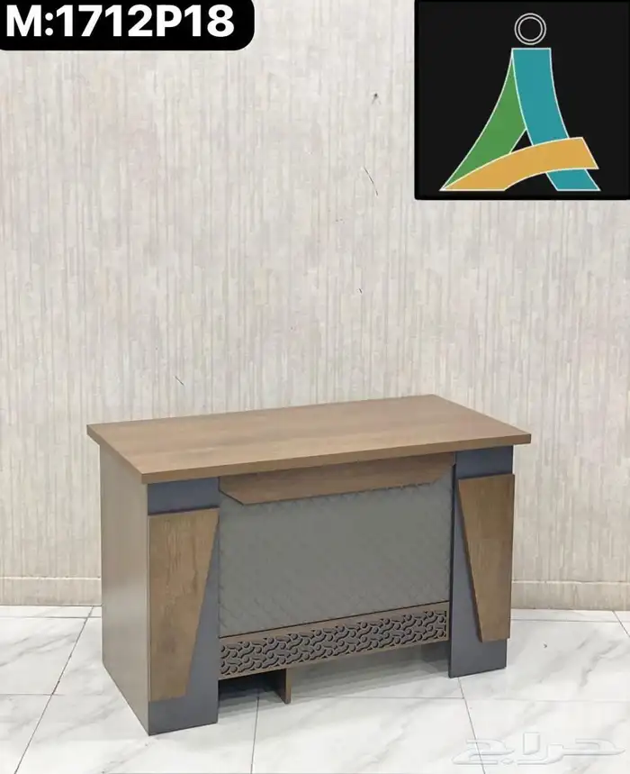 مكاتب إدارية مع سكرتارية أدراج و دولاب و مكتب طقم و كراسي 14