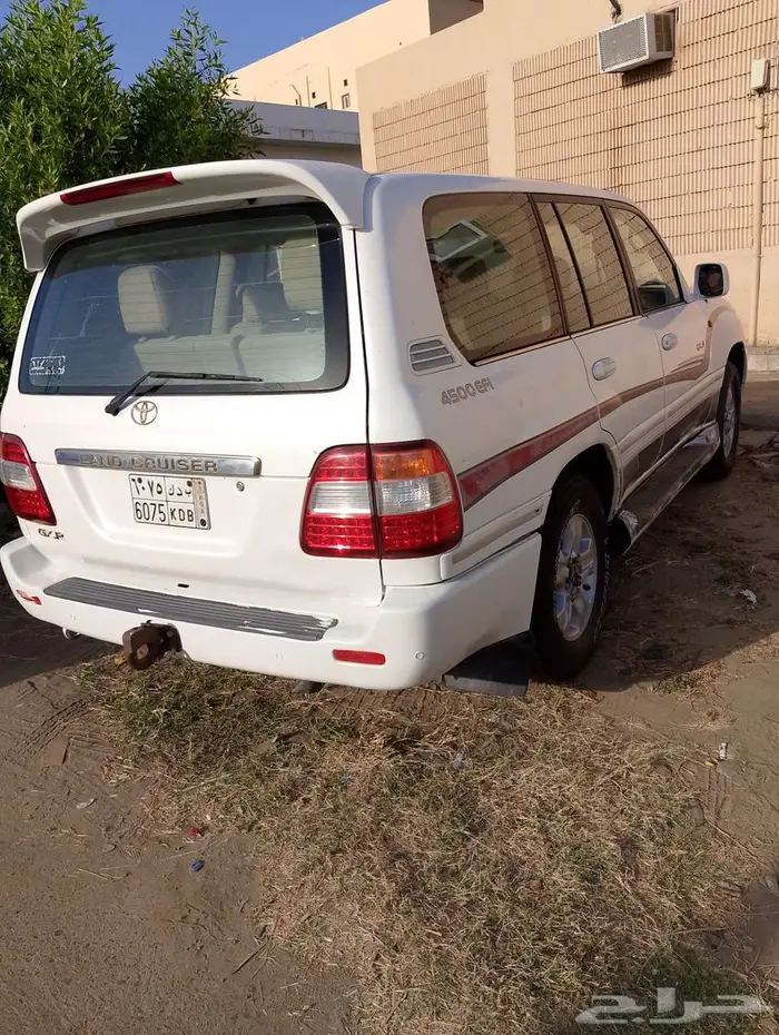جيب لاندكروزر موديل 2007 13