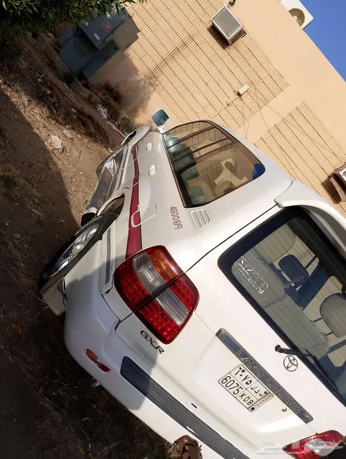 جيب لاندكروزر موديل 2007 12
