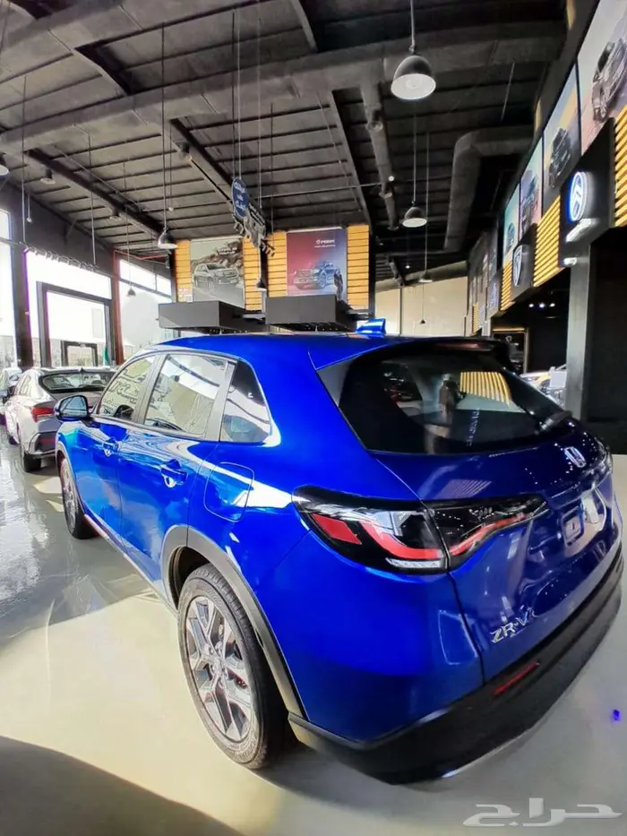 هوندا ZR-V EX موديل 2024 4