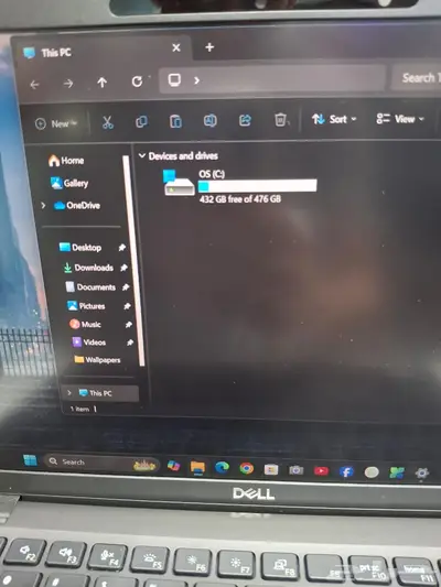 لاب توب ديل لاتيتيود 7410 بحالة ممتازة بدون خدوش 7