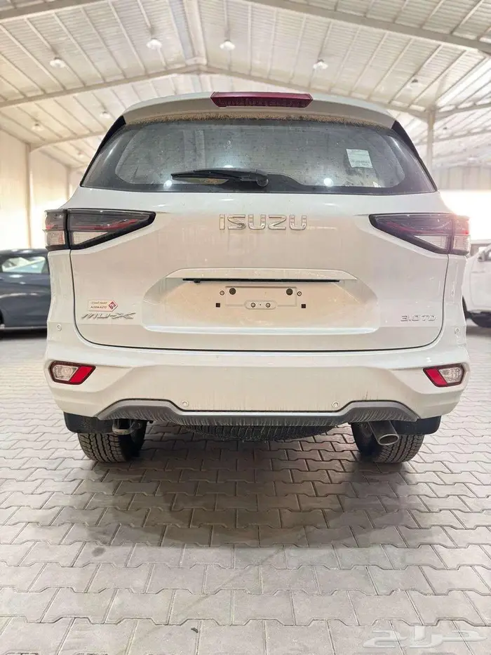 ايسوزو MUX بدون دبل 2023 كاش واقساط 6