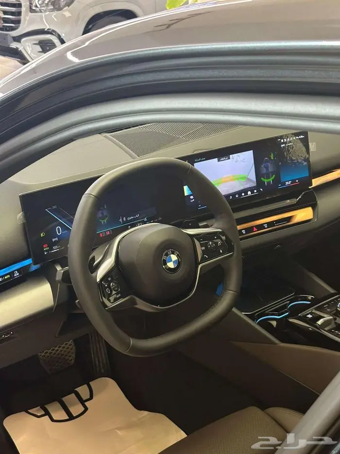 تم البيع BMW520i - 2024 بي ام دابليو 7