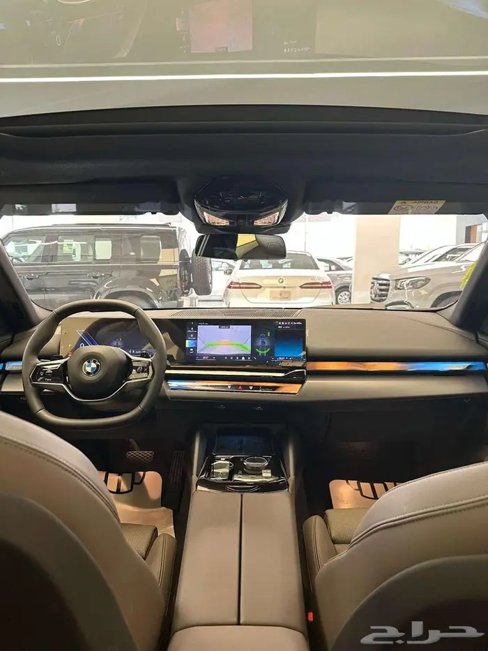 تم البيع BMW520i - 2024 بي ام دابليو 11