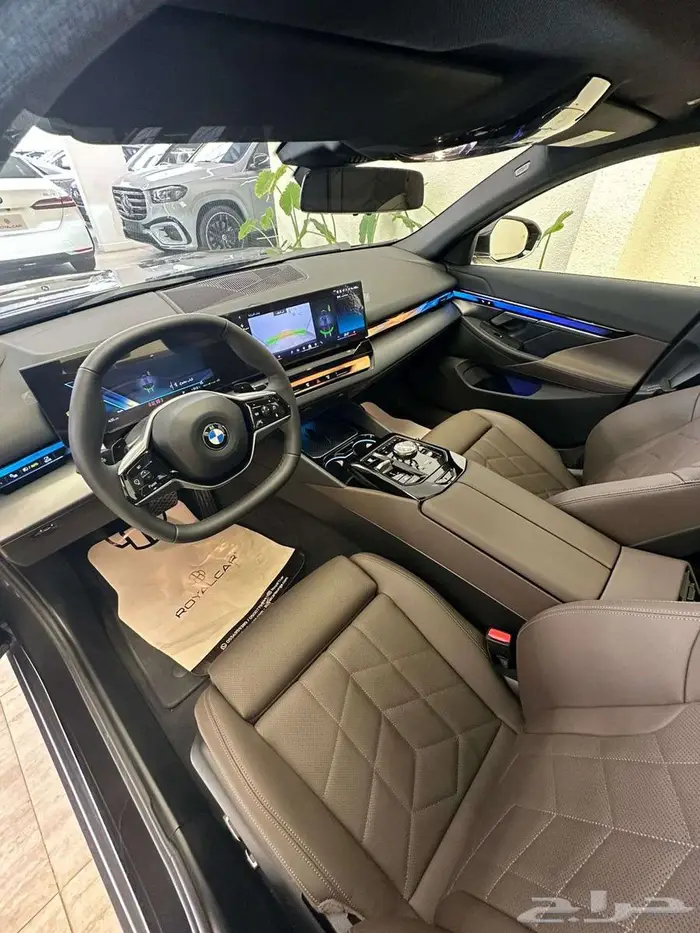 تم البيع BMW520i - 2024 بي ام دابليو 12