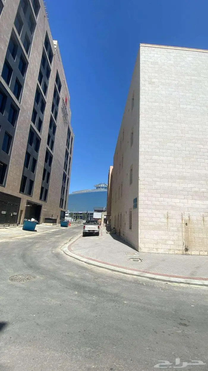 مكاتب للإيجار في موقع مميز حي الحمراء M106 12