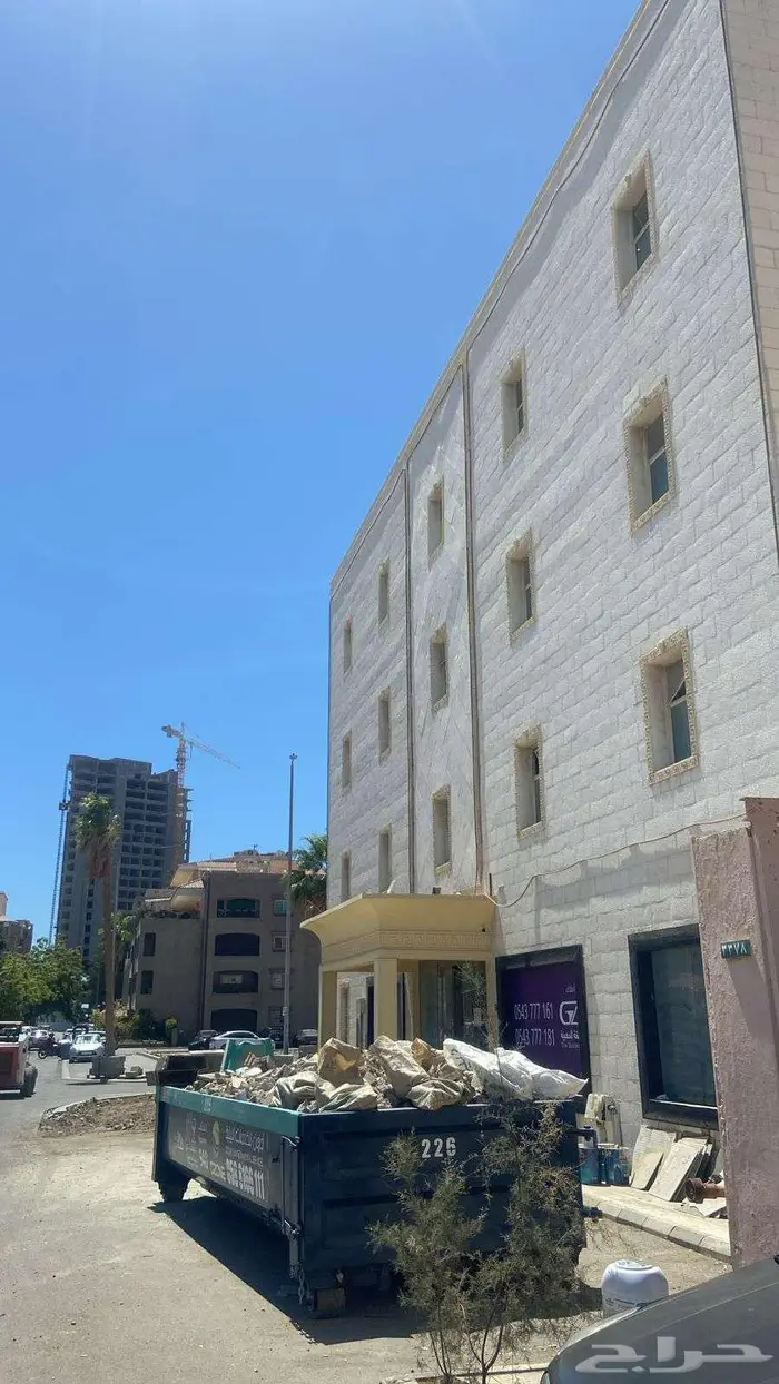 شقق للإيجار في موقع مميز حي الحمراء M105 2