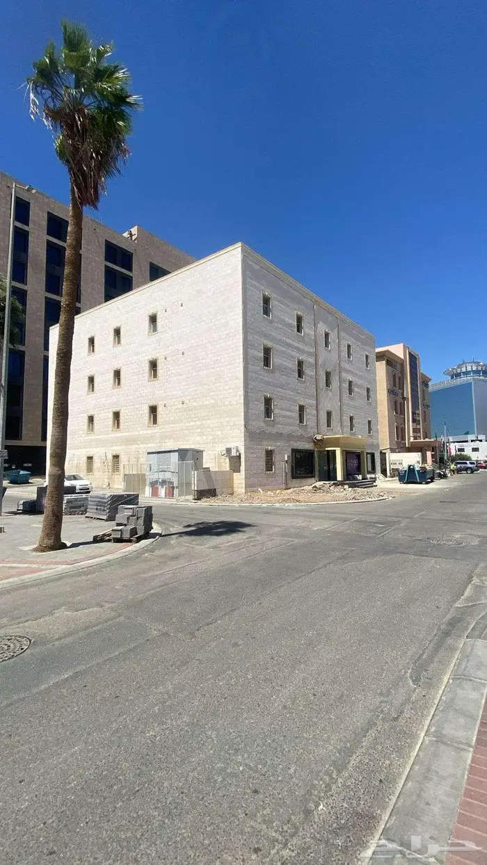 شقق للإيجار في موقع مميز حي الحمراء M105 1