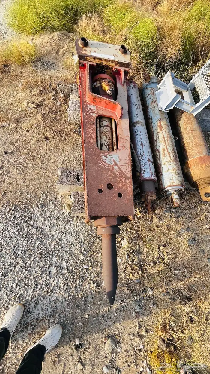 دقاق بوكلين كوماتسو 200 وبساتم قلابات 4