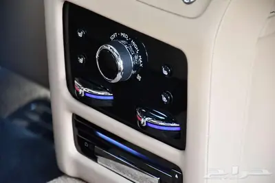 Rolls Royce Ghost SILVER Badge 2024 GCC 44 13