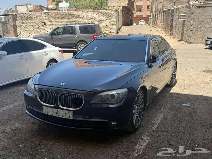 BMW 750Li 2009 اسود 7