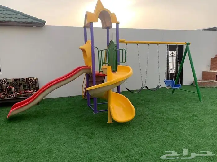 العاب ومظلات مراجيح وزحاليق والعاب مائية فايبر جلاس 1