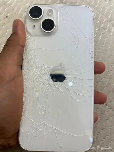 iPhone 14 شبه نضيف للبيع ضروري محتاج الفلوس 2