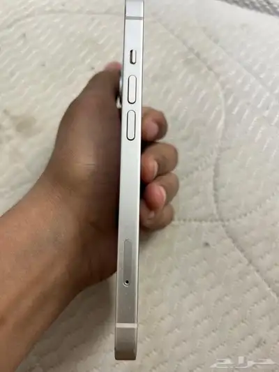 iPhone 14 شبه نضيف للبيع ضروري محتاج الفلوس 0