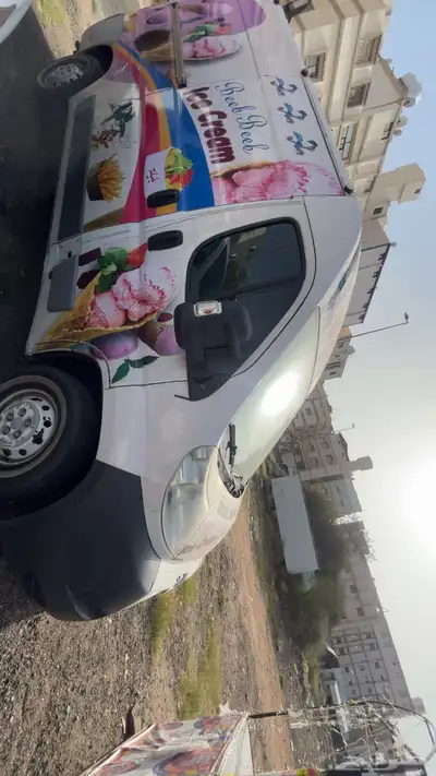 سيارة ايسكريم ديزل للبيع ..نظيفة جدا 6